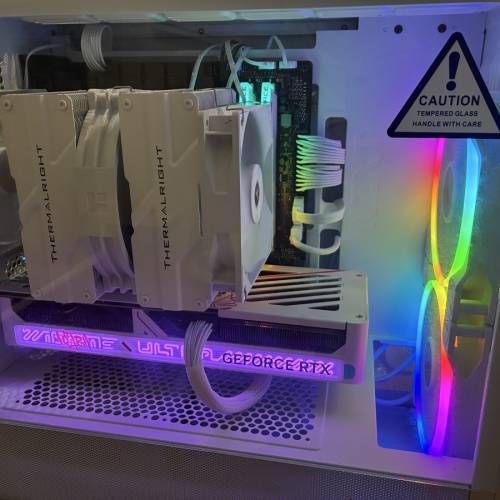 全白電竟主機7800x3d+5070