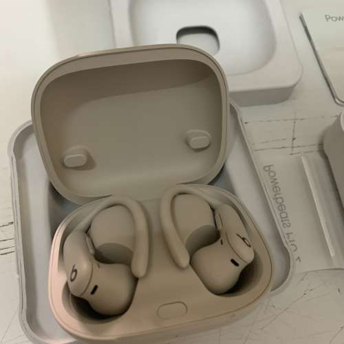 99%New Beats Powerbeats Pro 2 sand 保到28-1-2027