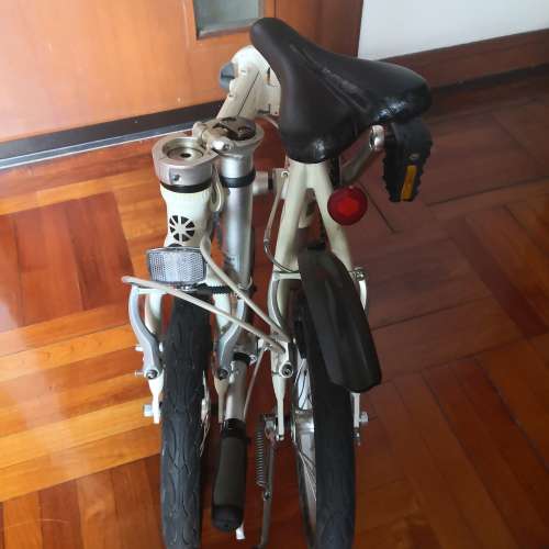 DAHON DOVE 14吋白色鋁架摺車