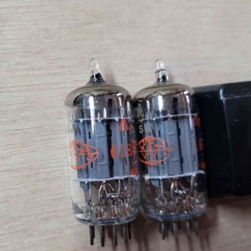 Amperex 地球嘜 6189W 12AU7 ECC82