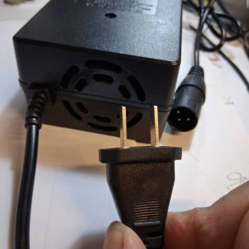 全新電動單車鋰電充電器