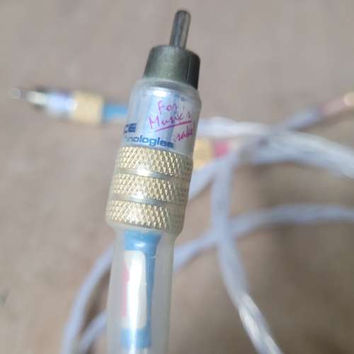 Waretrace technologles silver rca cable