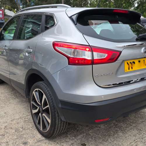Nissan QASHQAI PLUS