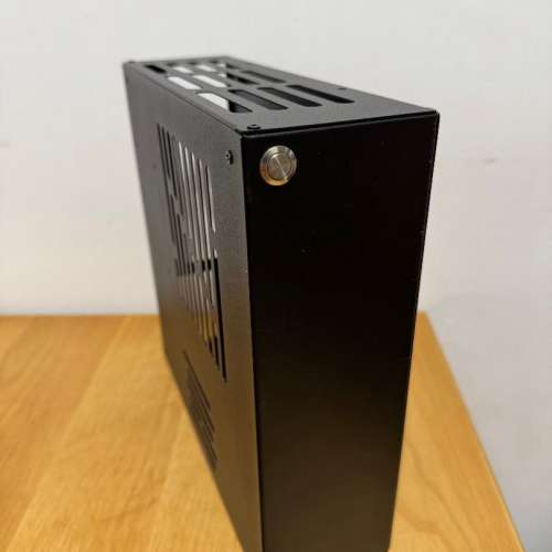 matx 機箱 (素造 suzhuo D9)