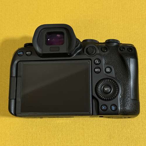 Canon EOS R6