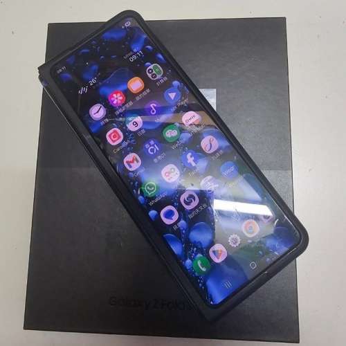 samsung fold 3 12+512港行/特價$2500.-