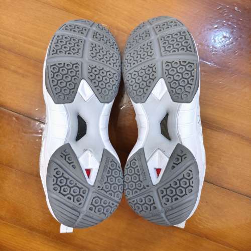 Kawasaki Badminton Shoes, Size 38, 240mm