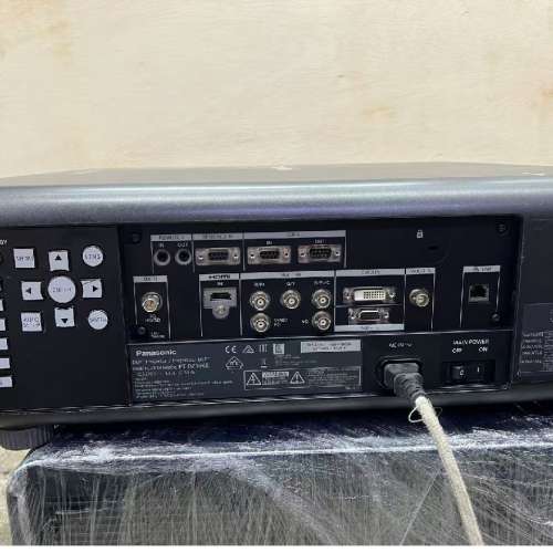 Panasonic 樂聲 3-Chip DLP 投影機 PT-DZ10K 商用投影機