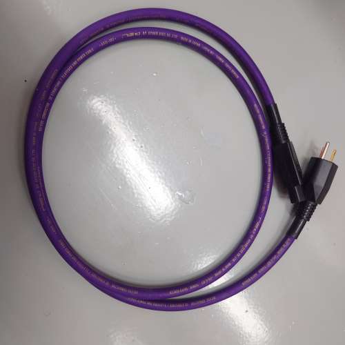 Oyaide NEO AXIS 303 電源線  1.5m