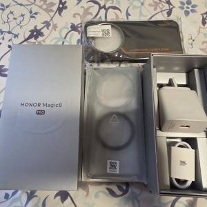 原裝Honor magic 8Pro手機配件 (100W火牛+線)