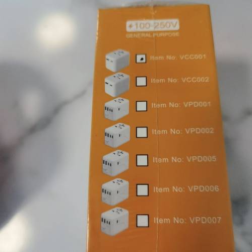Viakng  全球多功能充電器