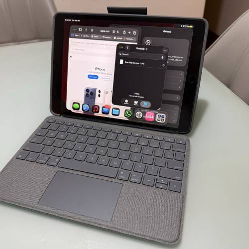 iPad Air 3 10.5&rdquo; 64gb cellular /WiFi + Logitech Combo Touch Keyboard Case