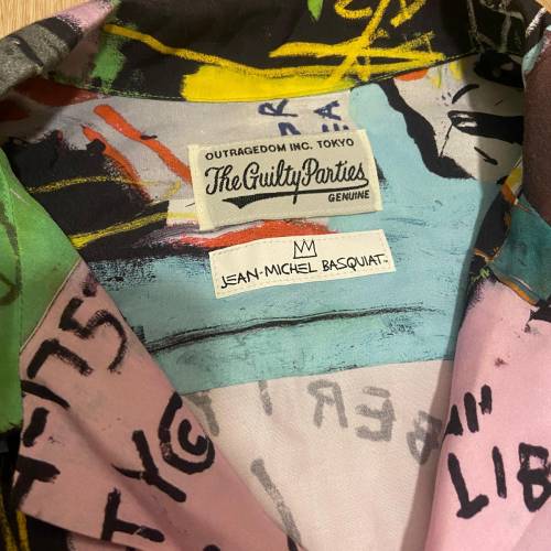 Wacko Maria 與 Jean-Michel Basquiat 聯名的塗鴉印花短袖夏威夷襯衫