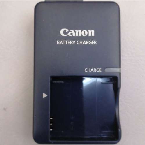 Canon 電池充電器 接近全新