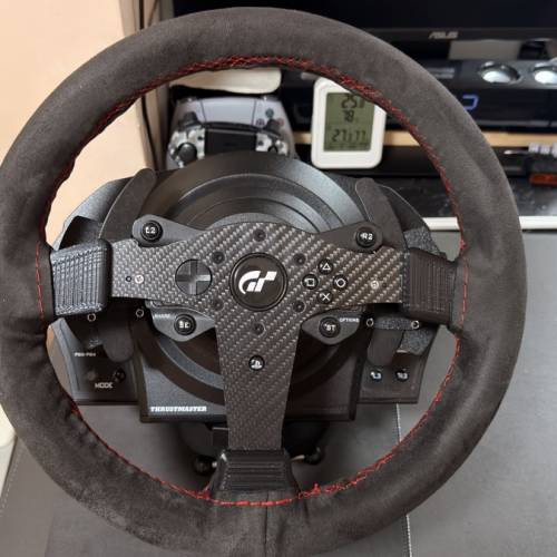 thrustmaster t300rs 軚盤