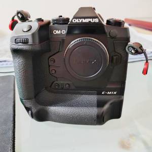 Olympus OM-D E-M1X 90%新