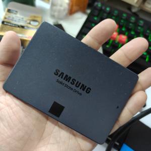 SAMSUNG 860 QVO 1TB