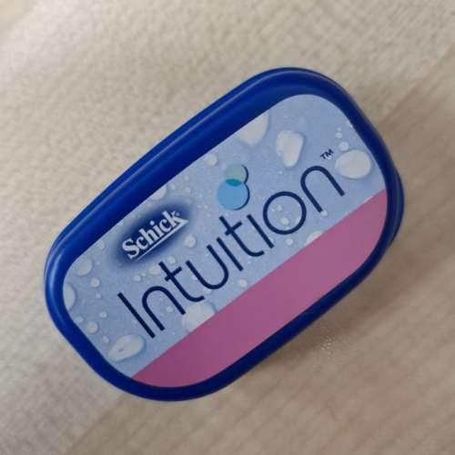Schick Intuition Razer