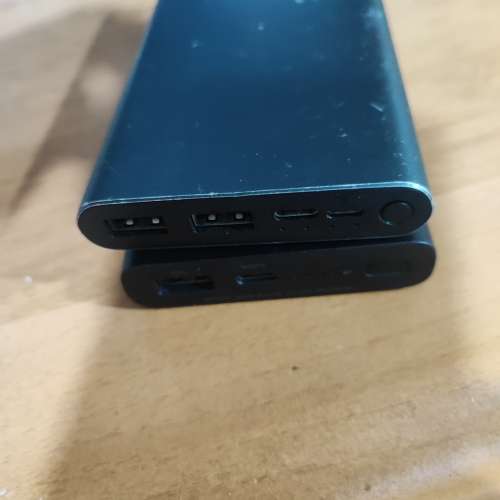 小米 10000mAh 行動電源兩部$50