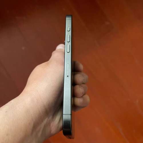 自用港版 iPhone15 pro 512G 黑色