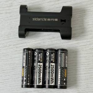 Sidande斯丹德AA(5號)1.5V鋰電池4粒及充電器1個
