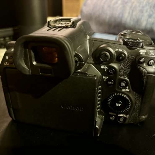 Canon R5C + Canon battery Grip BG-R10