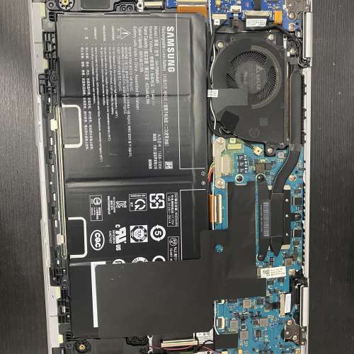壞Samsung galaxy book2