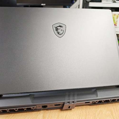 MSI Vector 16 HX AI A2XWIG Ultra 9 275HX RTX 5080 16G 32GB RAM 1T+1T SSD