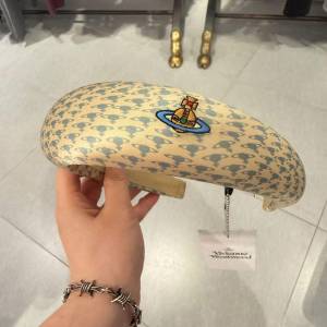 Vivienne Westwood 希爾瑪球形印花絲綢髮帶