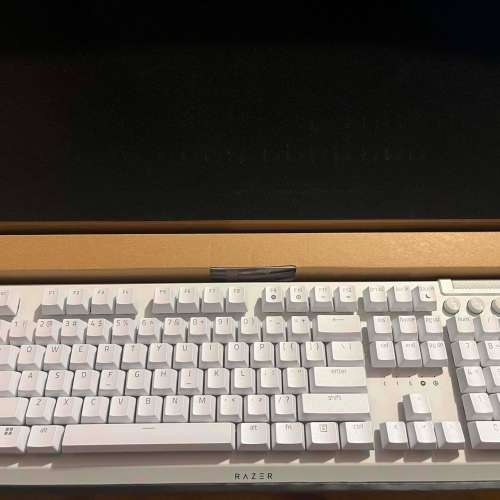 Razer BlackWidow V4 Pro 白色 100% 機械鍵盤