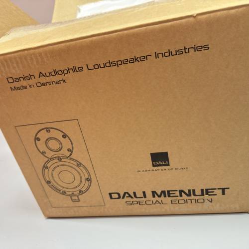DALI MENUET Special Edition 皇太子特別版 (胡桃木)喇叭