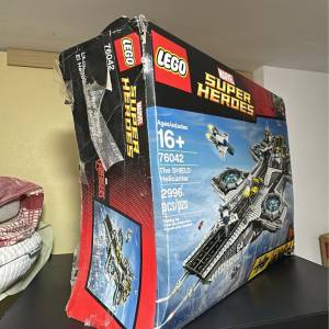 lego 76042