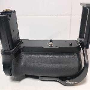 Nikon Z5 II , Z6 II  , Z7 II 原廠MB-N11 直倒暨雙電池手柄