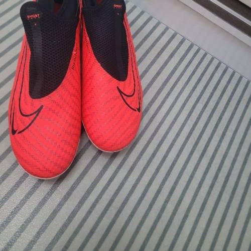 nike phantom gt2