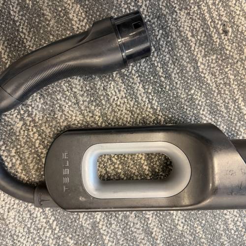 Tesla Model S chademo adaptor
