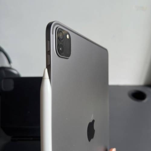 iPad Pro 2020 11-inch pencil keyborad 急‼️
