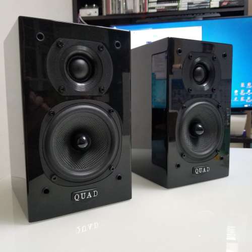 QUAD書架
