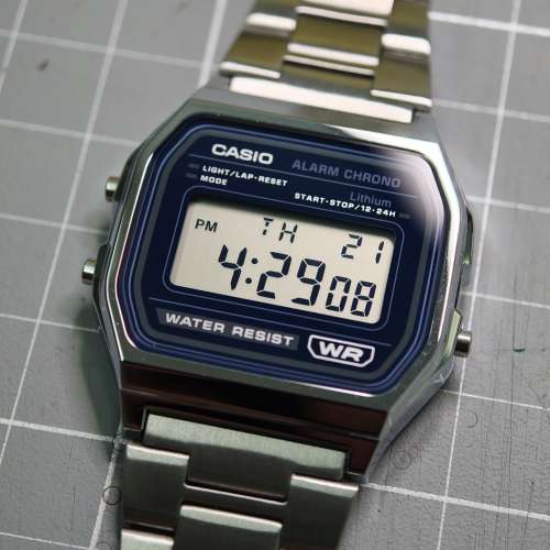 港行淨錶 新淨面無花 Casio A158WEA-2 七年電 防水