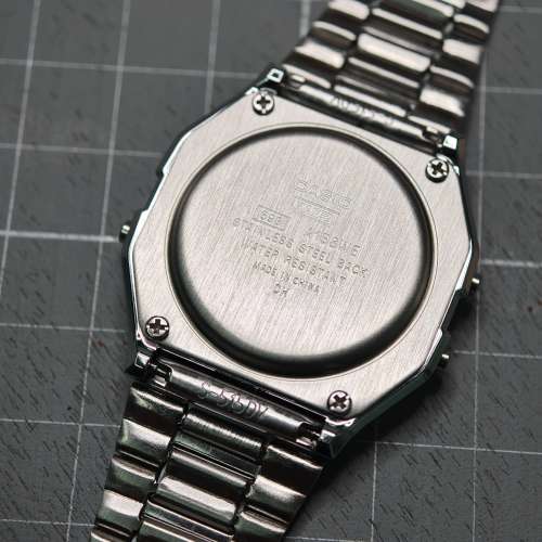 港行淨錶 新淨面無花 Casio A158WEA-2 七年電 防水