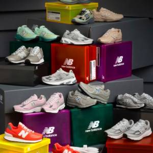 7-11印花 電子印花 $ 2.5/1個換購 New Balance (NB)波鞋 Mini 拼砌模型磁石 有大量 ...