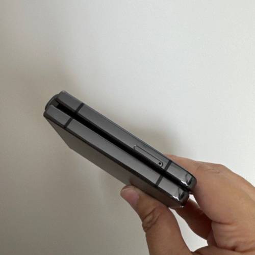 極新Samsung galaxy z flip 4(可換其他手機)