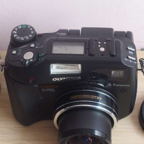 Olympus 5060 連 marco lens