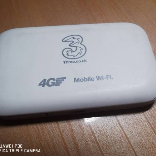 二手Wifi蛋～無仙卡鎖，充值卡也能用。旅行必備。