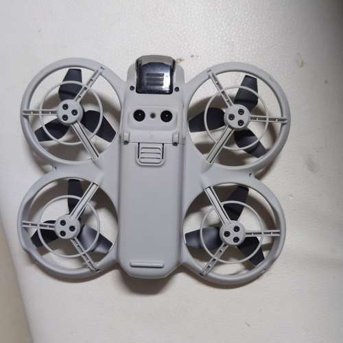 dji neo一機一電