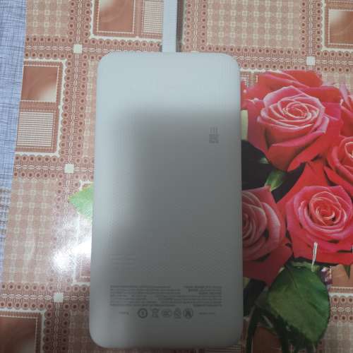 白色酷態科25號se 25000毫安