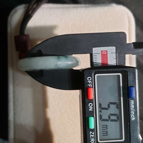 糯冰飄綠花平安扣