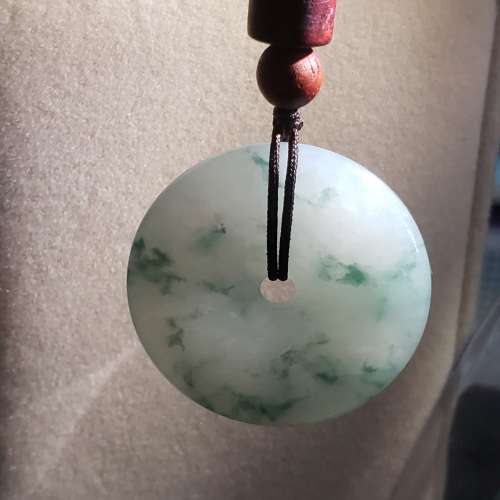 糯冰飄綠花平安扣