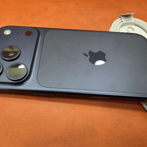 99%New iPhone 17 Pro 512GB 藍色 香港行貨 蘋果保養到2027年4月17日 電池100% 有...