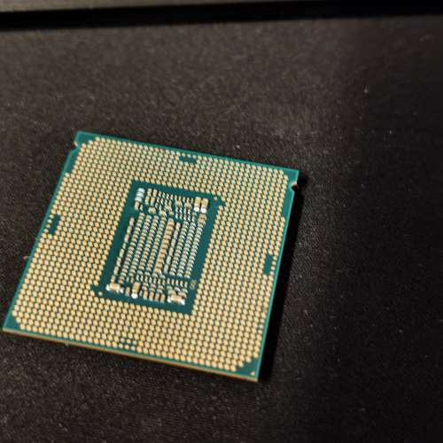 i3 9100f 九代處理器+z370 主板可以拆開買可送散熱器，價格標記是單處理器價格