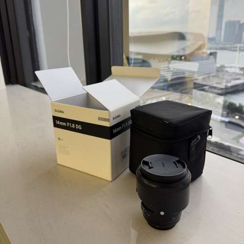 Sigma 14mm F1.8 EF for Canon